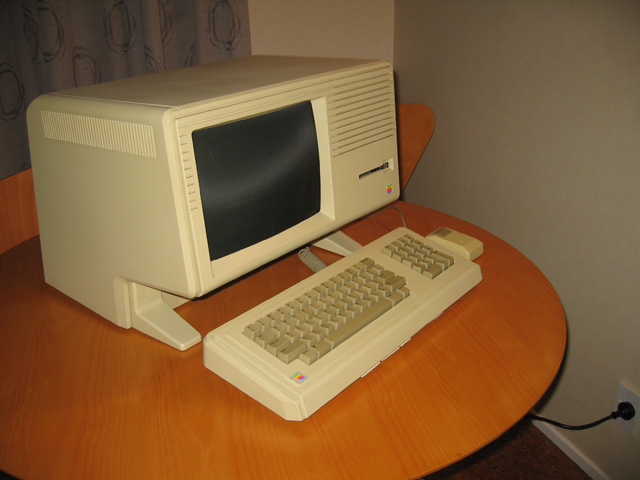 Apple Lisa 2/10